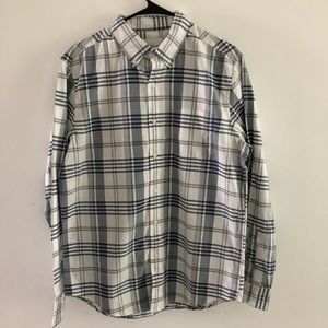 NEW - American Eagle Plaid Poplin Button-Up Shirt
